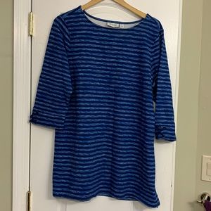 D&Co 3/4 sleeve blue stripe shirt